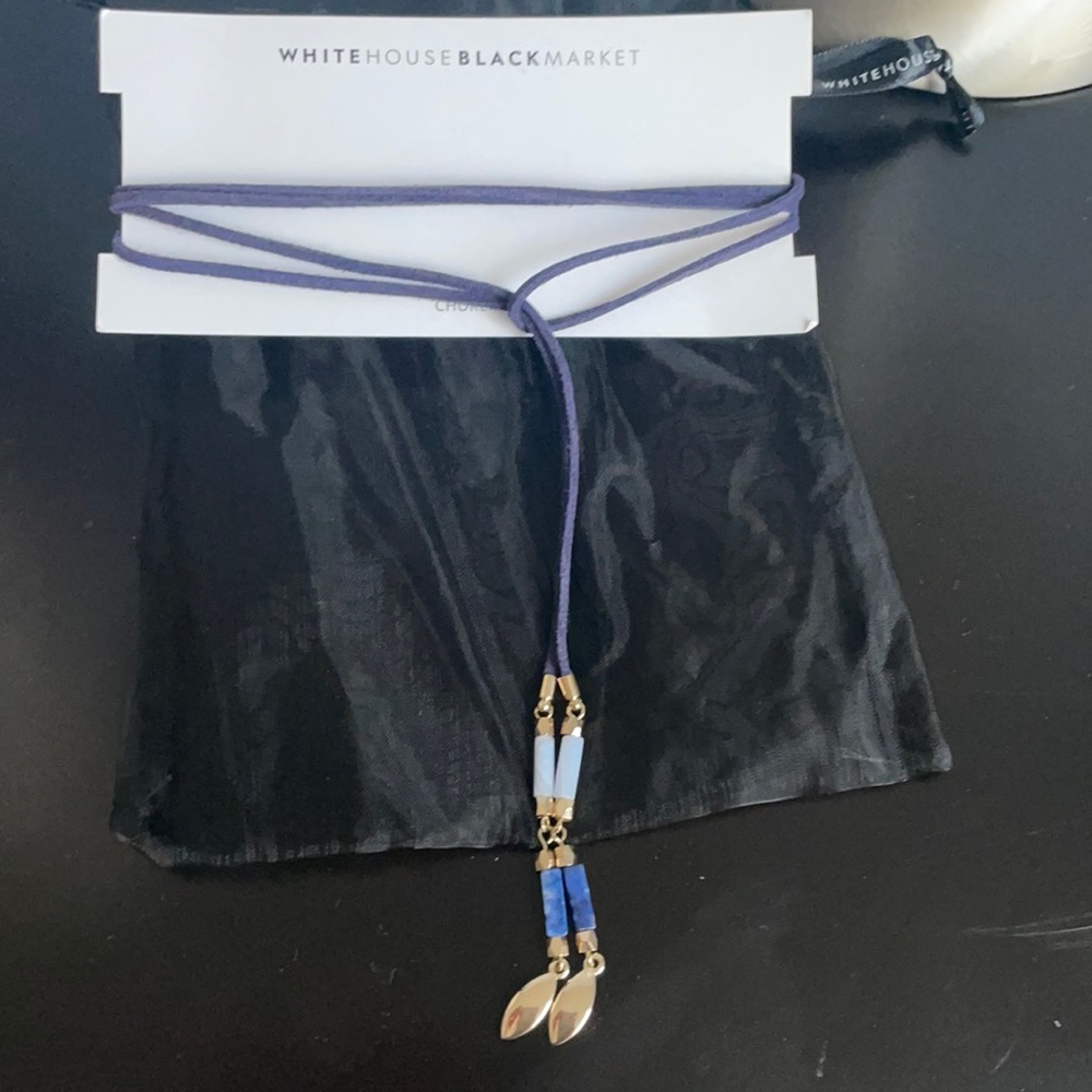 White House Black Market Choker